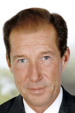 Character image for Dr. Reinhard Fährmann