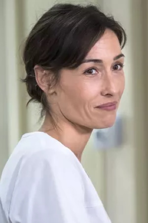 Character image for Nina Auber