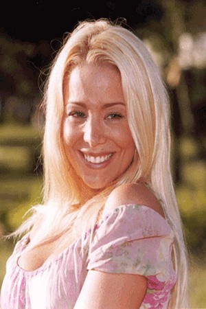 Character image for Tati (Tatiana Prado) Santa Karabastos