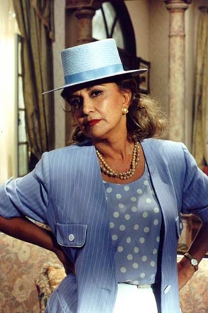 Character image for Maria Altiva Pedreira de Mendonça e Alburqueque