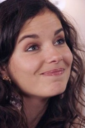 Character image for Roxane Thiemen