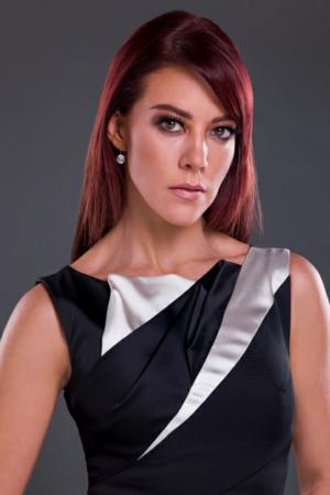 Character image for Roxana Rodiles