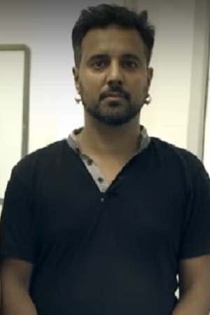 Character image for רועי צברי