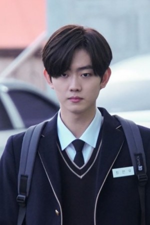 Character image for Yeon-Woo Choi