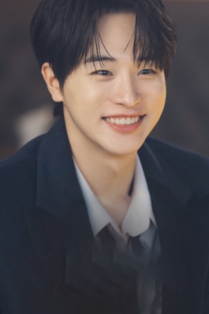 Character image for Myung