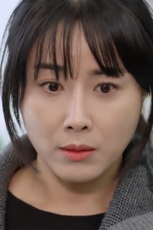 Character image for Bae Soon-Young