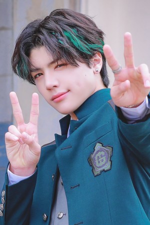 Character image for Maki