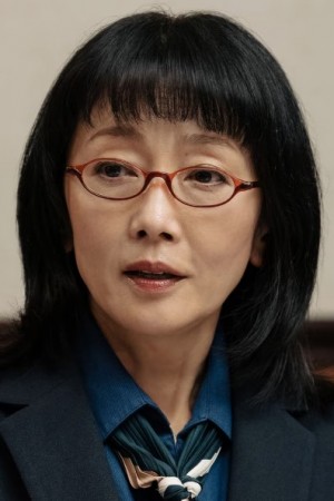 Character image for 占部