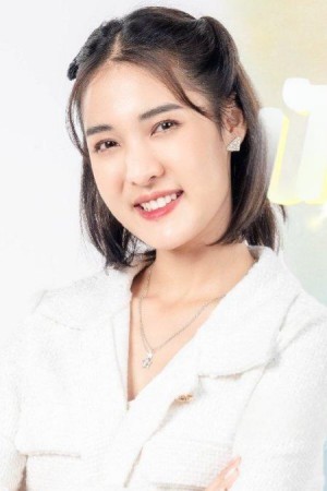  Near Inthira Thammajaroen