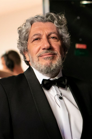 Character image for Narrateur, Poppi, Jean-Jean, Super Arbre, L'Homme Invisible et autres voix additionnelles