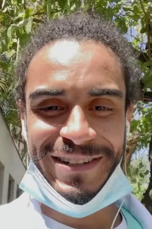 Character image for Leo