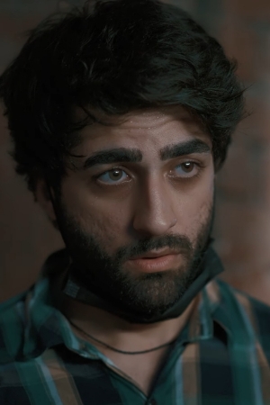 Nameer Nawaz Khan as Faraz on Aik Aur Pakeezah