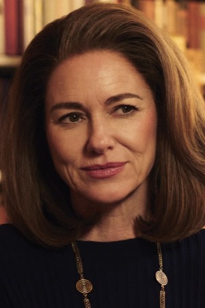 Naomi Watts as Jacqueline 