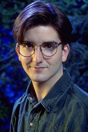 Character image for Gary