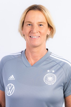 Character image for Martina Voss-Tecklenburg
