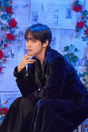 Character image for V