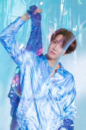 Character image for j-hope