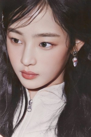 Character image for Minji