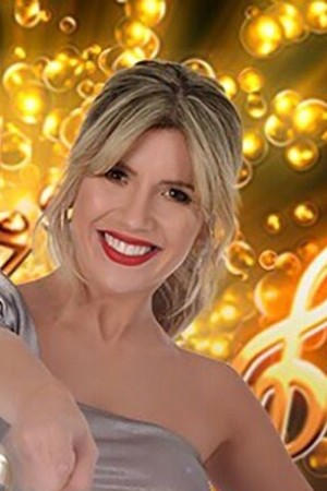 Character image for Laura Fernández / Host