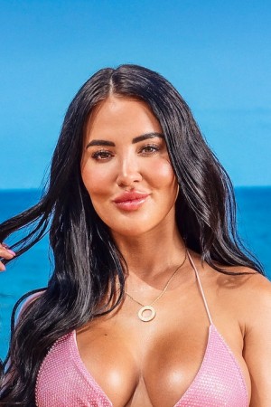 Character image for Yazmin Oukhellou