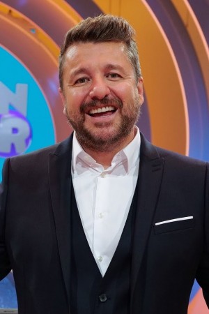 Character image for Présentateur