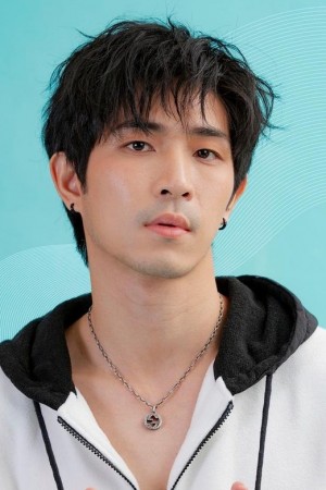 Character image for Tee