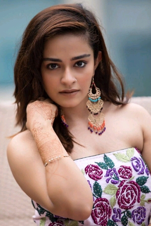 Character image for Naira