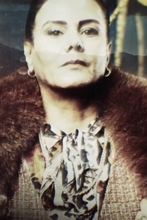 Character image for عزيزة