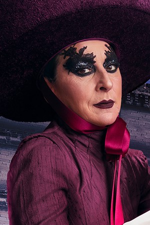 Character image for Reina Fátima / Simona