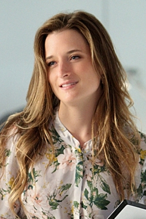 Character image for Julie Gelineau