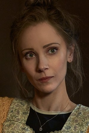 Character image for Dorothy 'Dot' Lyon