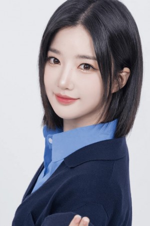 Kim Yoo-yeon as Kim Yooyeon on Reminiscence