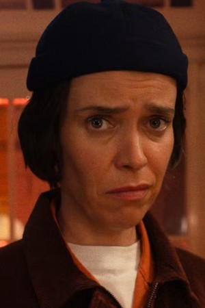 Caoilfhionn Dunne as Dara on How to Get to Heaven From Belfast