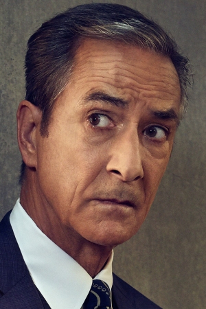 David Strathairn