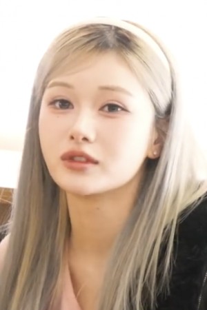 Kōma Mayu as Mayu on Dining Table for ( )