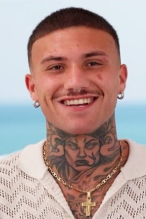 Piermarco Vellitri as Marcolino on Italia Shore