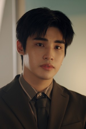 Character image for Tee