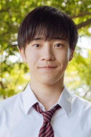 Shuto Imai as 広瀬透輝 on Fragrance You Inherit