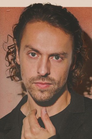 Character image for Ömer