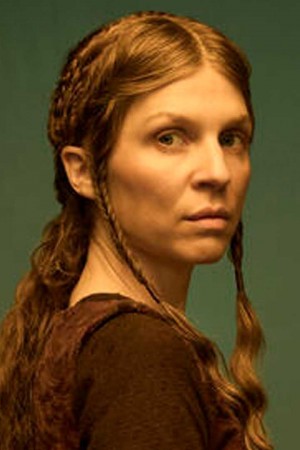 Clémence Poésy as Matilda on King & Conqueror