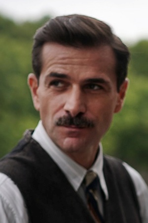 Character image for Roman Ketoff