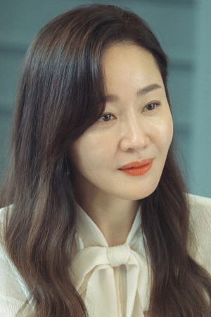 Um Ji-won