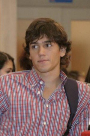 Character image for Simão
