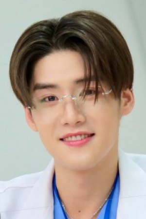 Leng Thanaphon U-sinsap as Nine (Hello, Is This Luck?) on MuTeLuv