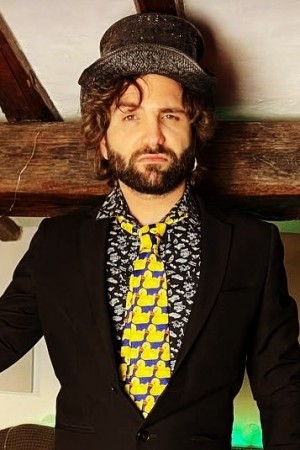 BarbaScuraX as Barbascura on Human Safari