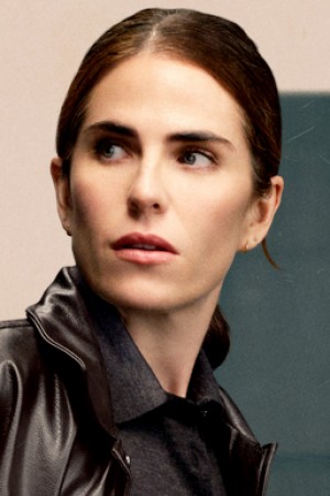 Karla Souza as Lee Reardon on 56 Days