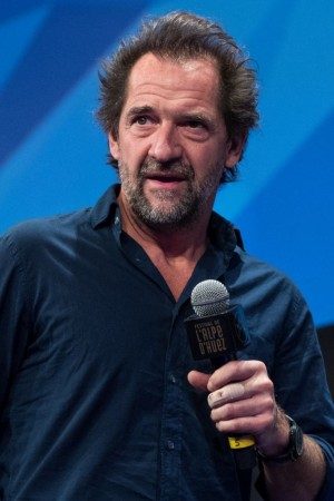 Character image for Présentateur