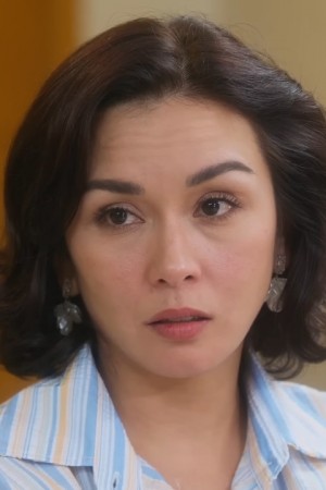 Beauty Gonzalez as Sharlene Cristobal on The Jailhouse Princess