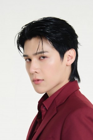 Peat Wasuthorn Chaijinda as Kelvin on Yesterday (2026)