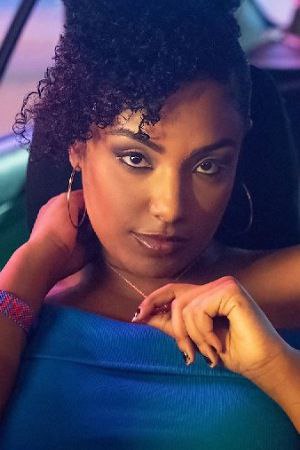 Character image for Shawna